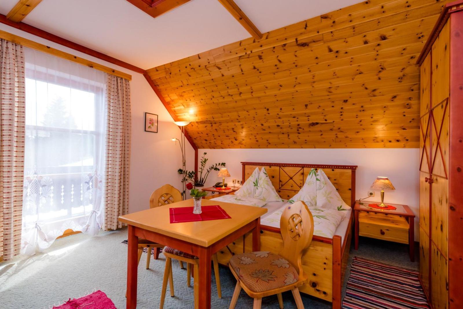 Almidylle Sabathy Hotel Obdach Værelse billede